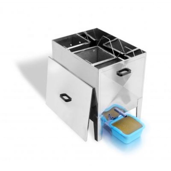 Sceratrice a vapore da 30 telaini nido o 50 telaini melario, in acc...